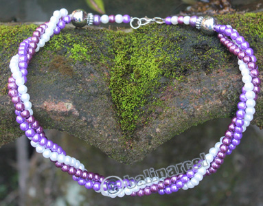Necklace, Made From Metal With Mutiara
