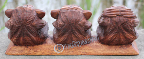 Wooden Lined Monkey, Hand Carved From Suar Wood
