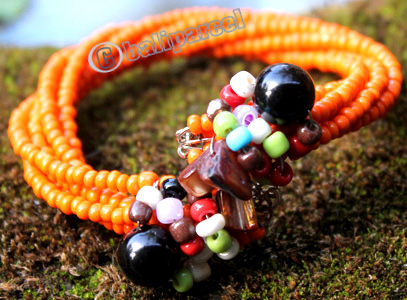 Bracelet, Made From Glassbeads With Shell