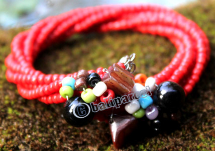 Bracelet, Made From Glassbeads With Shell