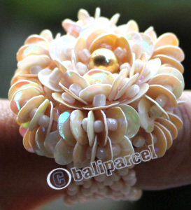 Ring, Made From Glassbeads
