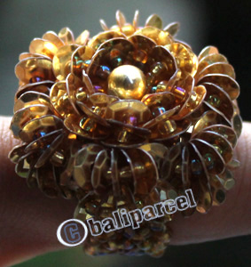 Ring, Made From Glassbeads