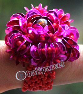 Ring, Made From Glassbeads