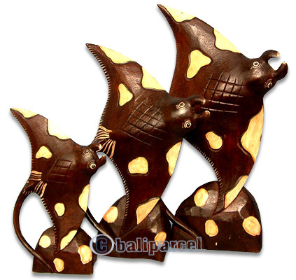 Wooden Manta Ray Fish, Handcarved From Albesia Wood