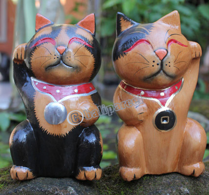 Wooden Cat Set Of 2 With Painted, Hand Carved From Albesia Wood