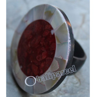 Ring, Made From Resin And Shell 