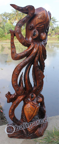 Wooden 2 Octopus, Hand Carved From Suar Wood