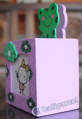 Wooden Pencil Holder, Hand Carved From Albesia Wood ( Can Put Your Photo On Front )