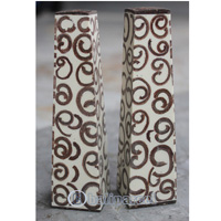 Salt And Pepper Shaker, Handmade From Resin Inlaid With Cinamon