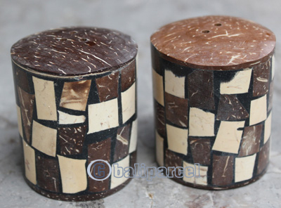 Salt And Pepper Shaker, Handmade From Resin Inlaid With Coconut Shell