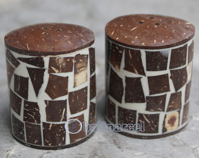 Salt And Pepper Shaker, Handmade From Resin Inlaid With Coconut Shell