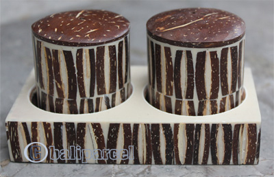 Salt And Pepper Shaker, Handmade From Resin Inlaid With Coconut Shell
