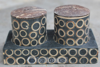 Salt And Pepper Shaker, Handmade From Resin Inlaid With Bamboo