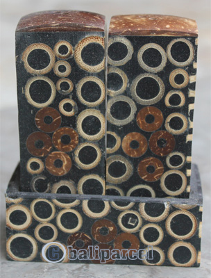 Salt And Pepper Shaker, Handmade From Resin Inlaid With Coconut And Bamboo