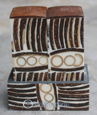Salt And Pepper Shaker, Handmade From Resin Inlaid With Coconut And Bamboo