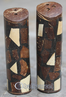 Salt And Pepper Shaker, Handmade From Resin Inlaid With Coconut Shell