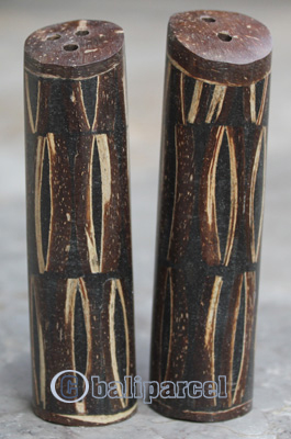 Salt And Pepper Shaker, Handmade From Resin Inlaid With Coconut Shell