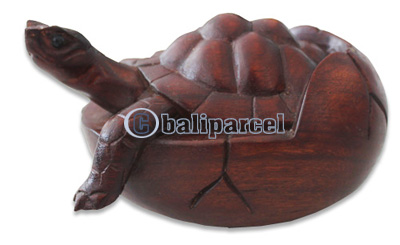 Wooden Turtles Carving, Hand Carved From Suar Wood