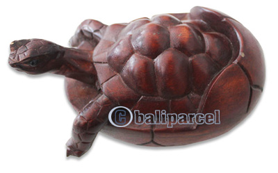 Wooden Turtles Carving, Hand Carved From Suar Wood