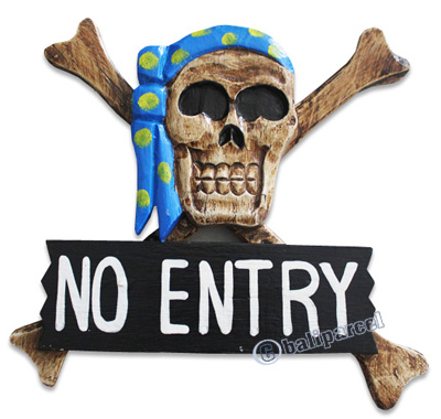 Pirate Skull, Handmade From Albesia Wood