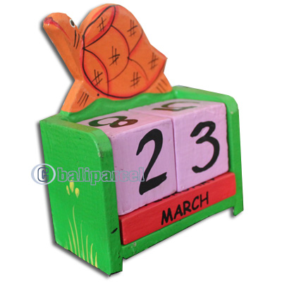 Wooden Calendar With Turtle, Hadmade From Albesia Wood