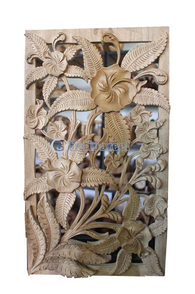 Wooden Wallhanging, Hibiscus, Made From Suar Wood With Natural Polish