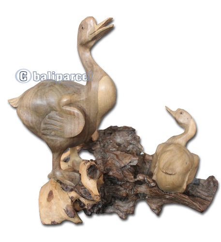 Wooden Duck With 2 Babies, Hand Carved From Suar Wood With Natural Polished