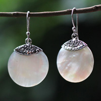 Earring Silver With Shell