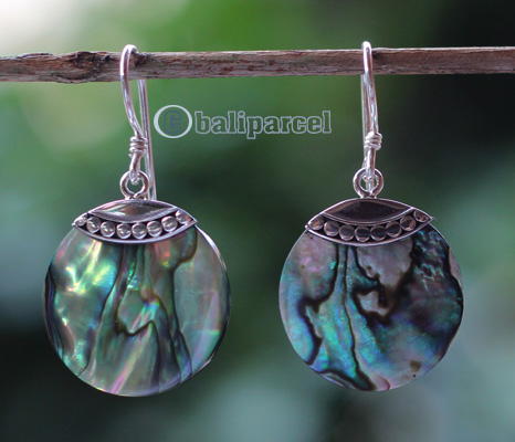 Earring Silver With Shell