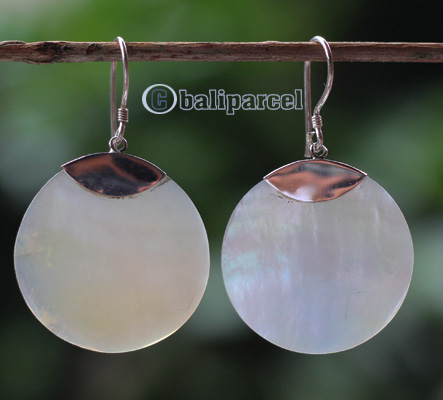 Earring Silver With Shell