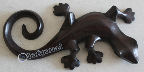 Wooden Gecko, Han Carved From Suar Wood 