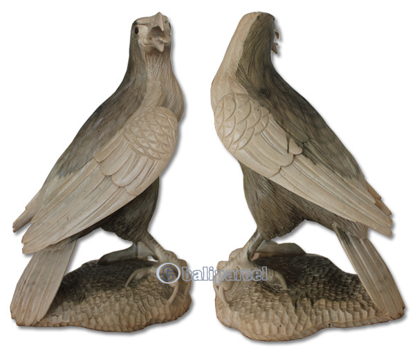 Wooden Eagle, Hand Carved From Waru Wood Natural Polished