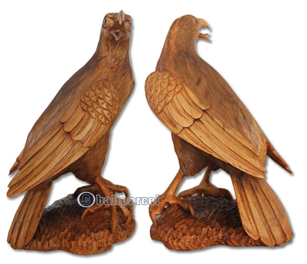 Wooden Eagle, Hand Carved From Waru Wood Brown Polished