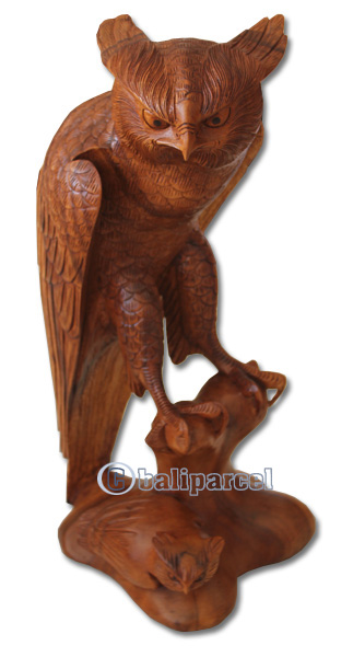 Wooden Owl With 1 Babies, Hand Carved From Suar Wood Brown Polished