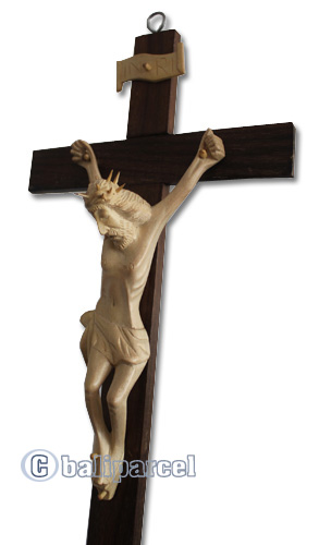 Wooden Yesus Wallhanging, Hand Carved From Crocodile Wood