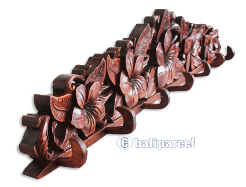 Wooden Wallhanging, Hanger, Made From Suar Wood Brown Polished