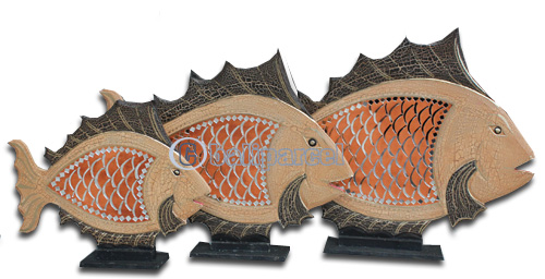 Wooden Tropical Fish Set Of 3, Handcarved From Albesia Wood