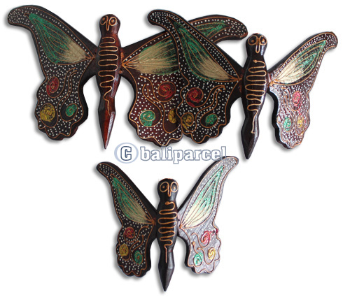 Wooden Wallhanging Butterfly With Painted, Set Of 3 From Albesia Wood