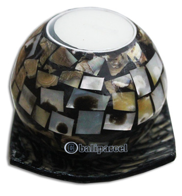 Resin Candle With Shell