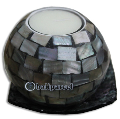 Resin Candle With Shell