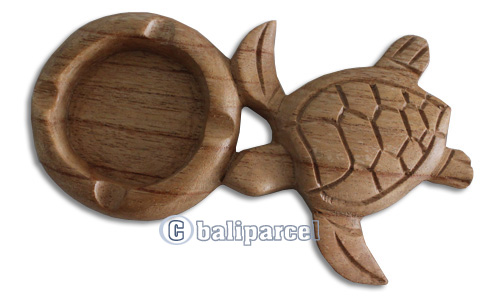 Wooden Astrays Turtle, Hand Carved From Hibiscus Wood Natural Polished