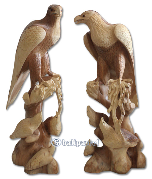 Wooden  Eagles With 3 Babies, Hand Carved From Suar Wood Natural Polished