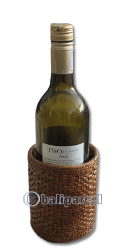 Place Bottle From Rattan