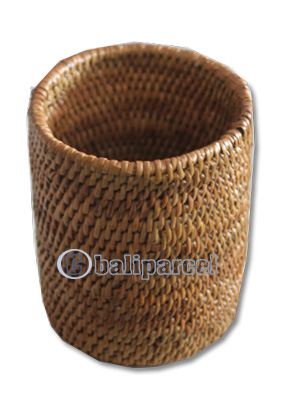 Place Bottle From Rattan