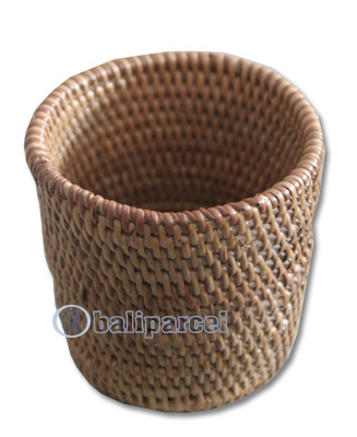 Place Bottle From Rattan