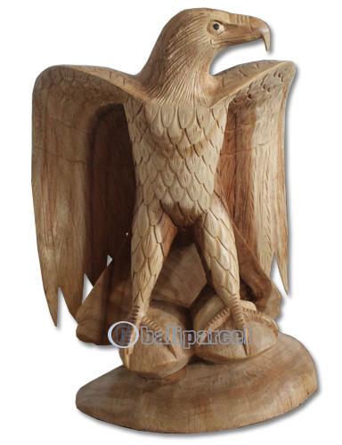 Wooden Eagle Handcarved From Suar Wood With Natural Polished