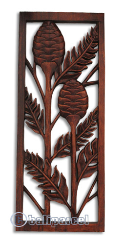 Wooden Banana Leaf Wallhanging, Hand Carved From Suar Wood With Brown Polished