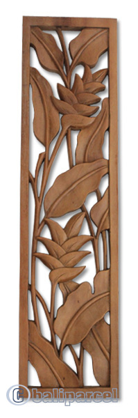 Wooden Banana Leaf Wallhanging, Hand Carved From Suar Wood With Natural Polished