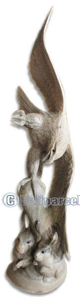 Handcarved Wooden Eagle With 2 Rabbit, Made From Waru Wood