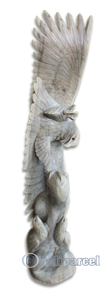 Handcarved Wooden Eagle With 2 Baby, Made From Waru Wood